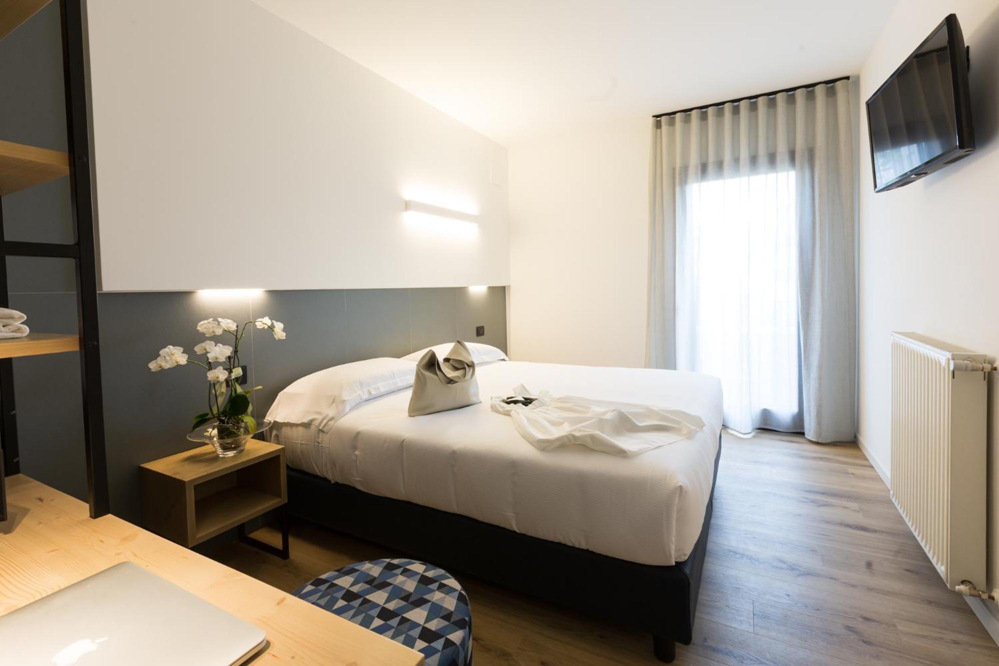 Hotel Locanda Al Pomo D'Oro ชิวีดาเล เดล ฟรีอูลี ภายนอก รูปภาพ